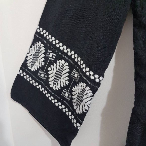 Tribal Pattern Black Tunic Shirt with Band Collar - Picture 10 of 13